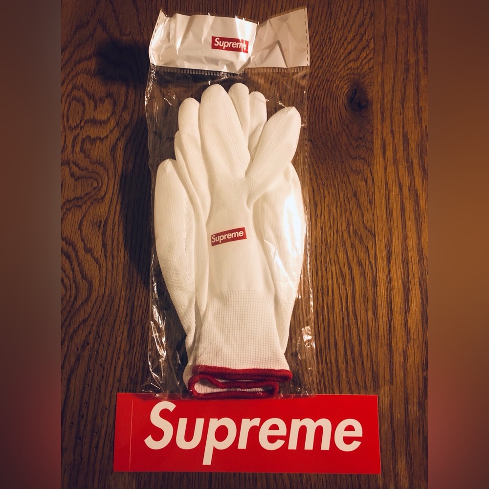 Supreme Rubberized Gloves